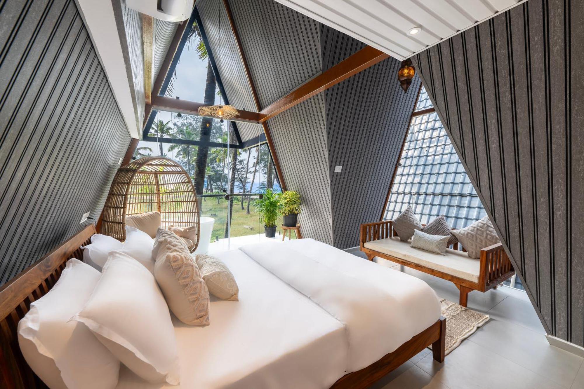 The Rose Goa Beach Resort 阿贡达 外观 照片
