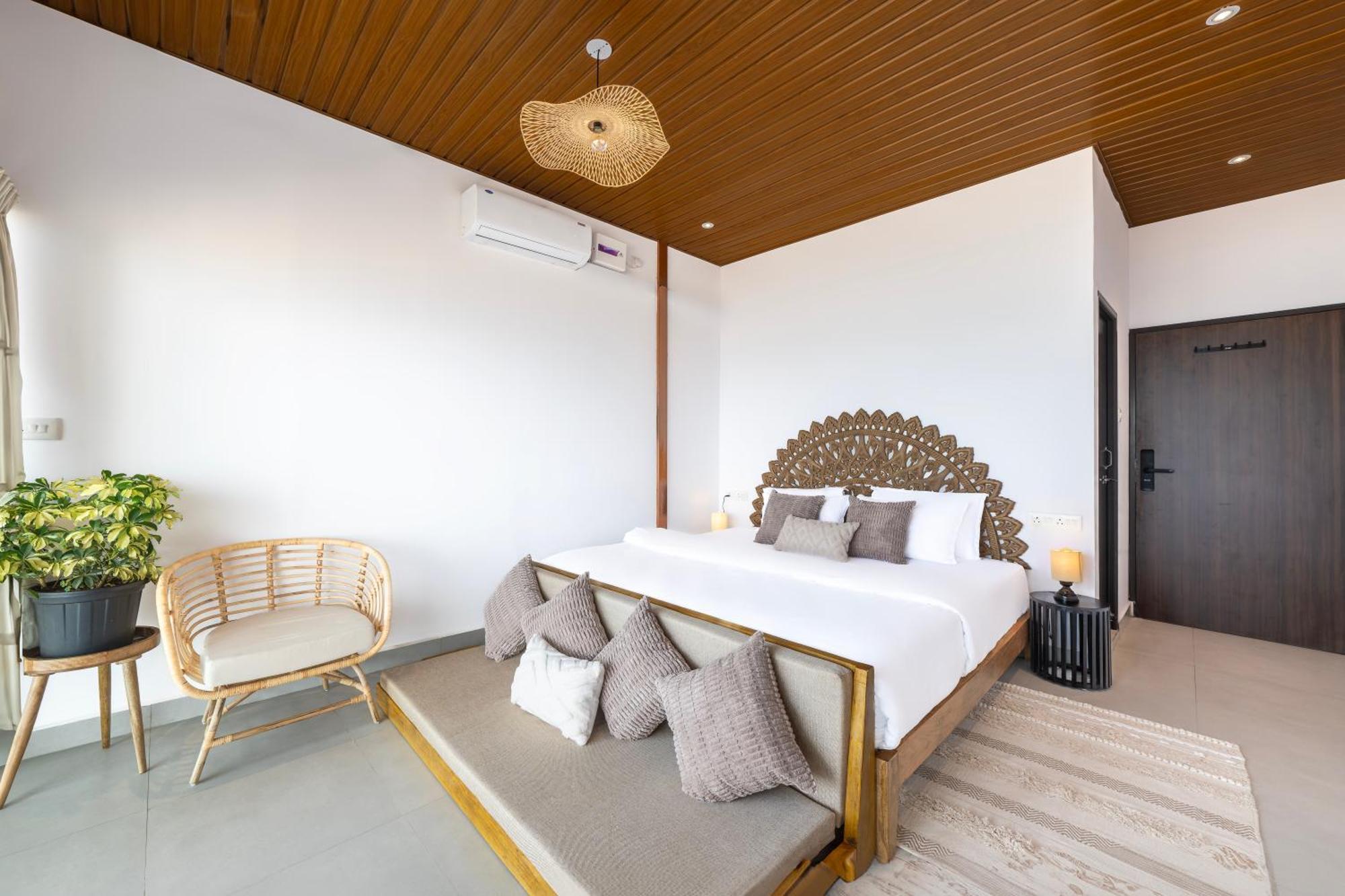 The Rose Goa Beach Resort 阿贡达 外观 照片