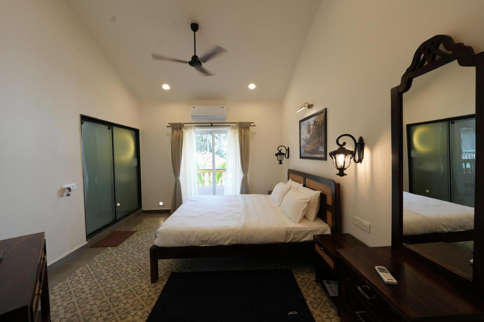 The Rose Goa Beach Resort 阿贡达 外观 照片